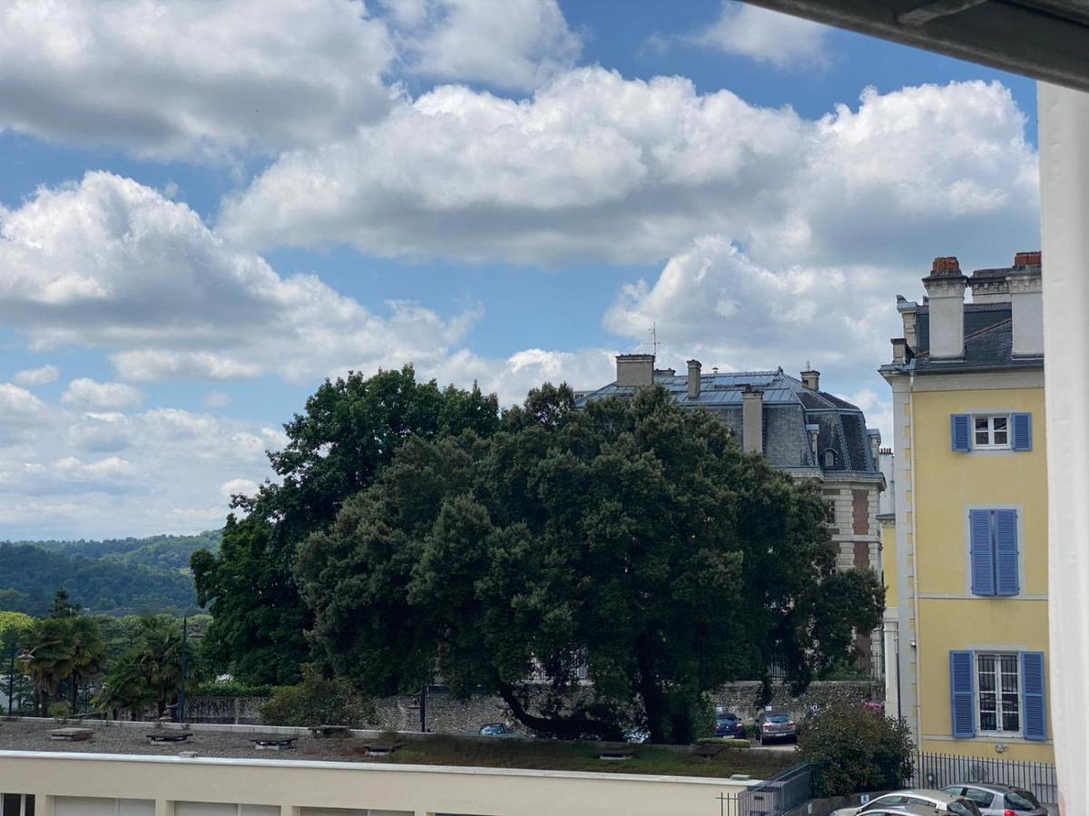 Appartements Pyrenees-Barthou Pau Exterior photo