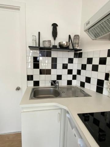 Appartements Pyrenees-Barthou Pau Exterior photo
